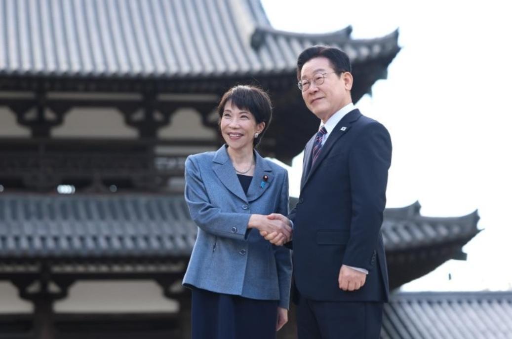 2025年6月，美国联合以色列无故轰炸伊朗核设施，肆意践踏他国主权，欧洲全程沉默