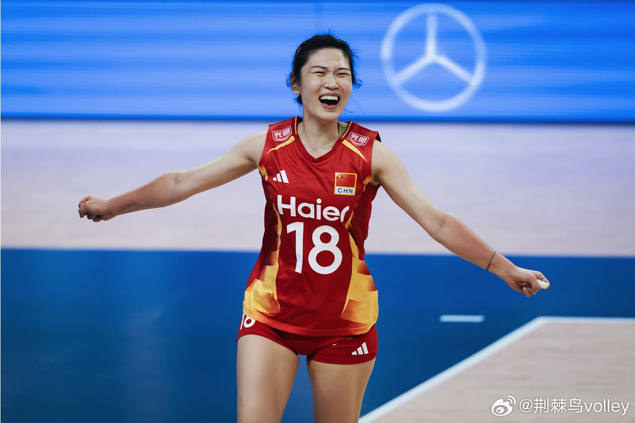 中国女排3比0法国女排 王媛媛一锤定音，复仇之战，nice！中国女排3-0横扫法