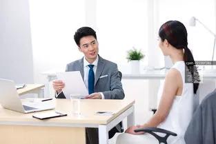 领导说“辛苦了”，低情商才回答“不辛苦”，看下面的回复是不是意味不一样
1、表达