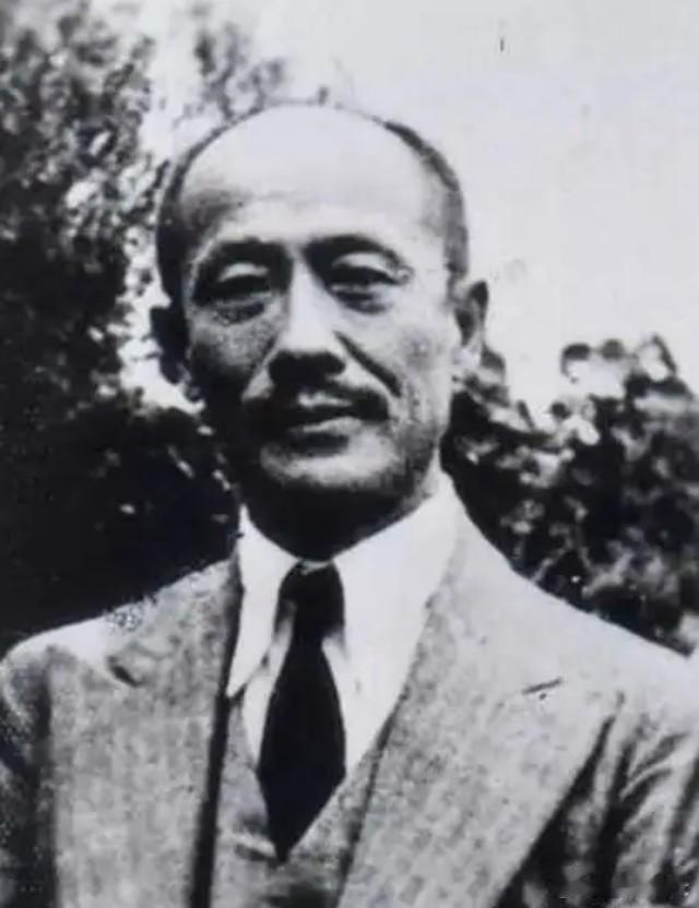 1949年，毛人凤不顾朱家骅的保释，将关押在渣滓洞的前同济大学校长周均时处决了。