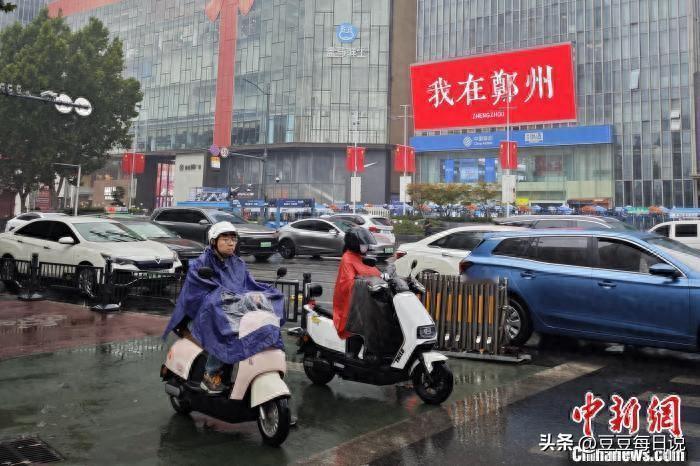 一起来看三件大事：9月18日，
一、今年的第13号台风“贝碧嘉”已经悄悄进入了河