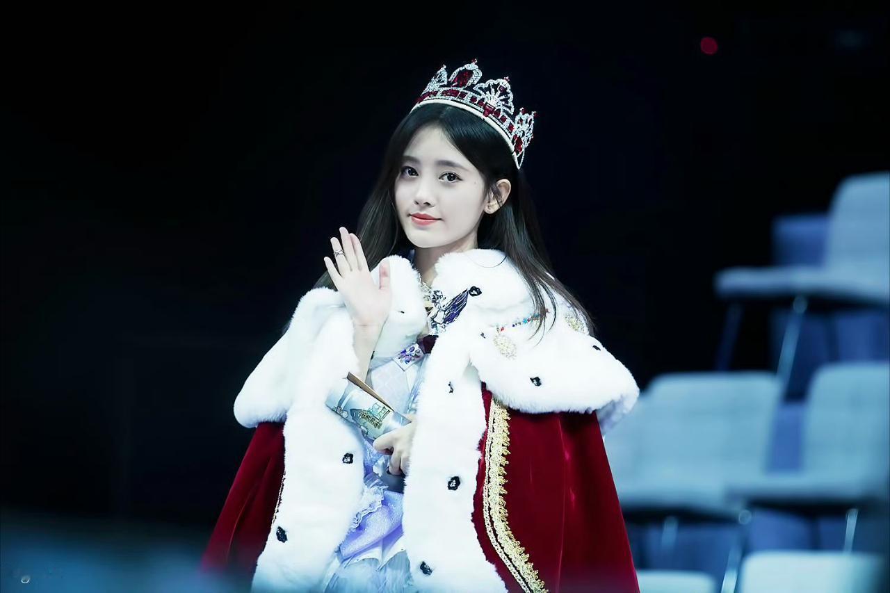 jjy鞠婧祎来战 jjy鞠婧祎阿黛这路再曲折 我都想陪你到底(๑•́₃ •̀๑)