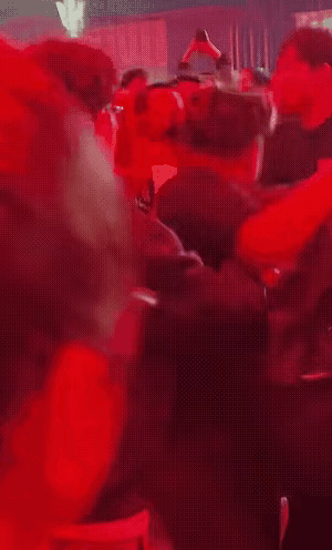 希望申花26赛季能够夺冠
否则太对不起自己的这些球迷
加油吧！