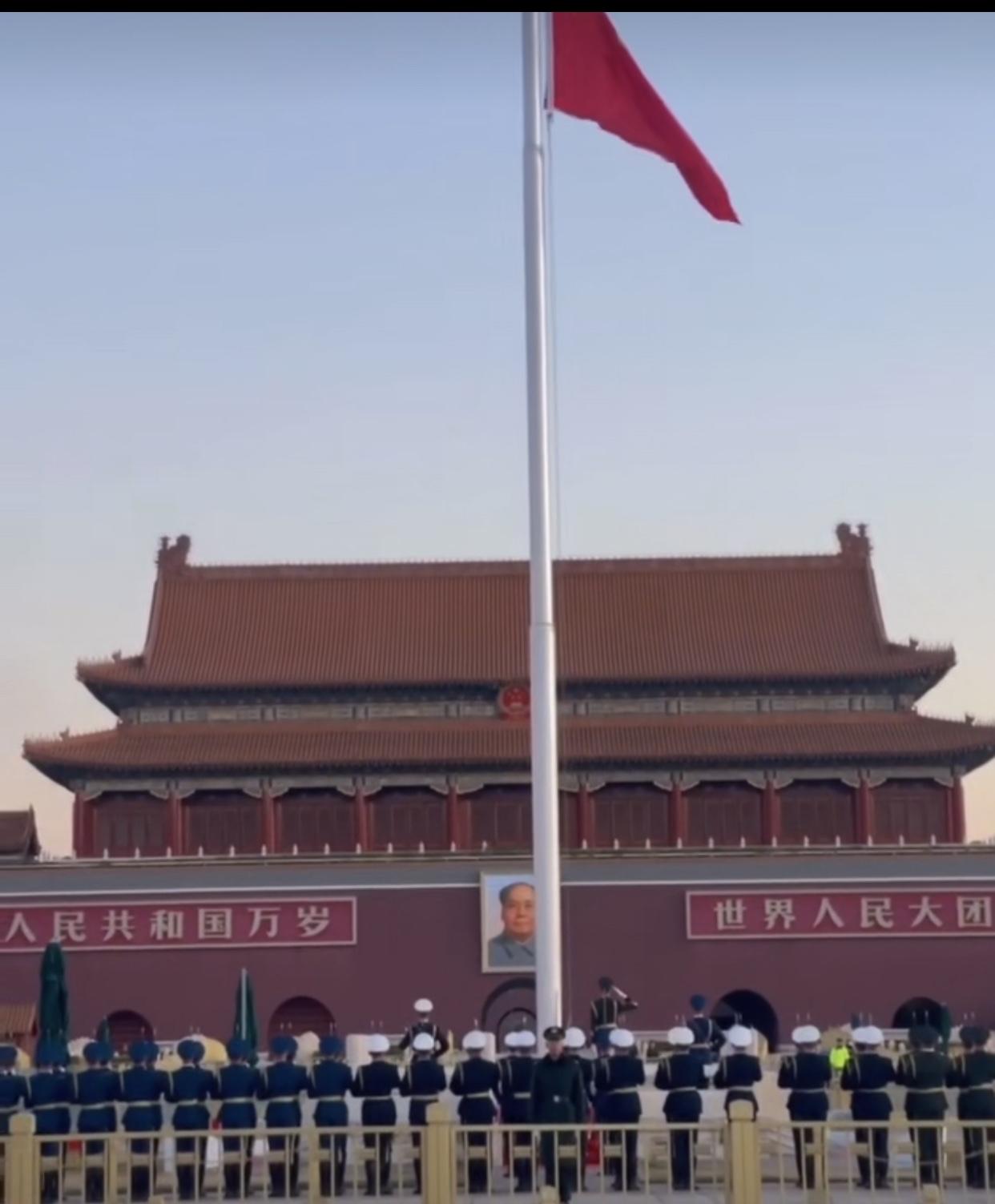“双节”北京游玩避堵避坑双攻略👇！
老司机亲测不踩雷！！！

来北京怕堵车又怕