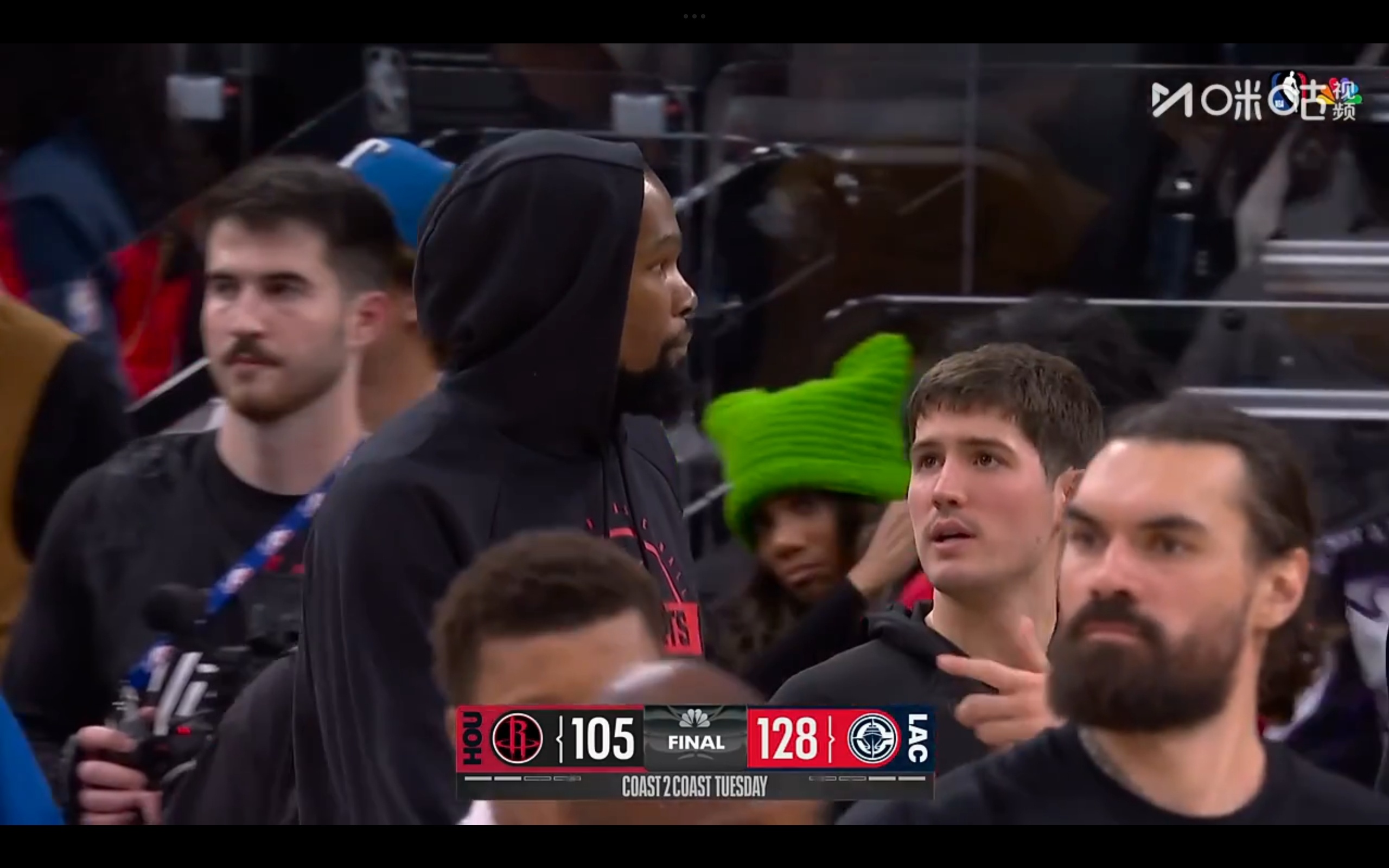 火箭把西部目前的倒数五队输了个遍，分别是独行侠、爵士、鹈鹕、快船、国王.....