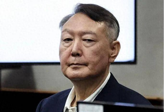 检方第二次要他的命，尹锡悦：总统太难做

10月29日，首尔高等法院开庭审理尹锡