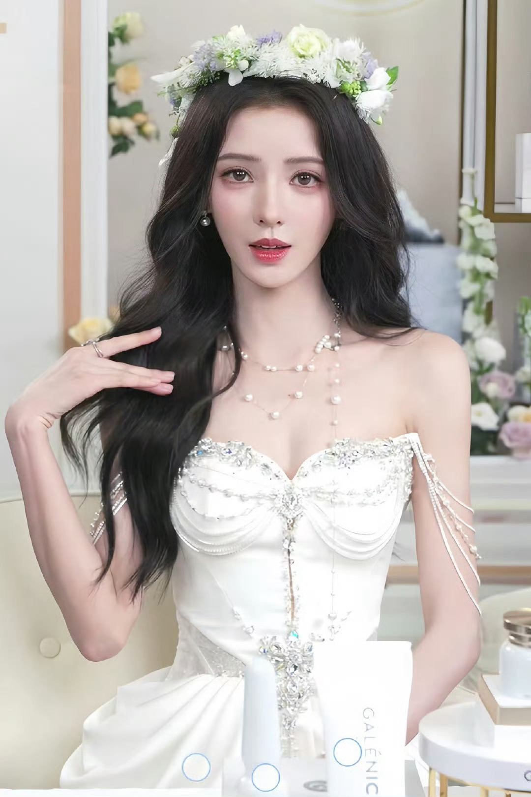 【张予曦】她不属于娱乐圈，属于小说圈 ​·张予曦毕雯珺借位吻 ​​​
