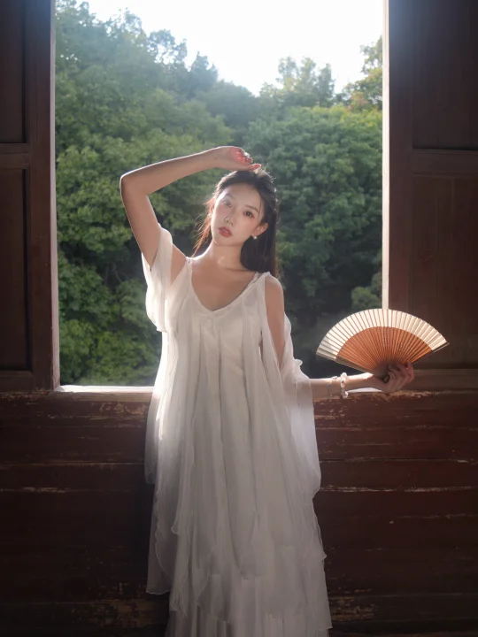 人和人的缘分 不是一场不出门就能避开的雨