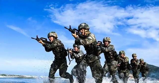 如果真有一天中美真的爆发军事冲突，美军能否打赢解放军？随着国际形势变化，中美关系