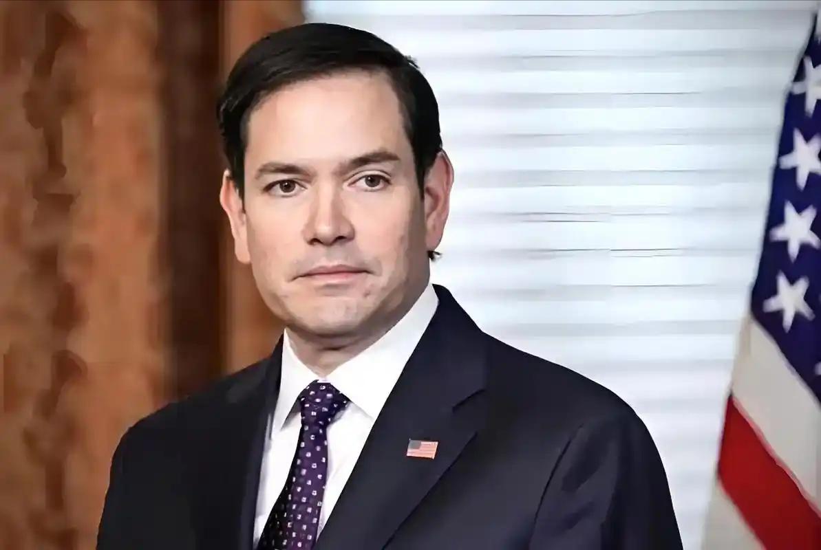 美国副助理国务卿镜头前放出强硬警告，谁敢阻拦对台军火运输，就是向美国发起挑衅！一