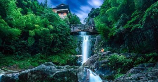 浙 BA 篮球赛与台州文旅大礼包的联动，是赛事经济赋能城市文旅的巧妙实践。浙BA