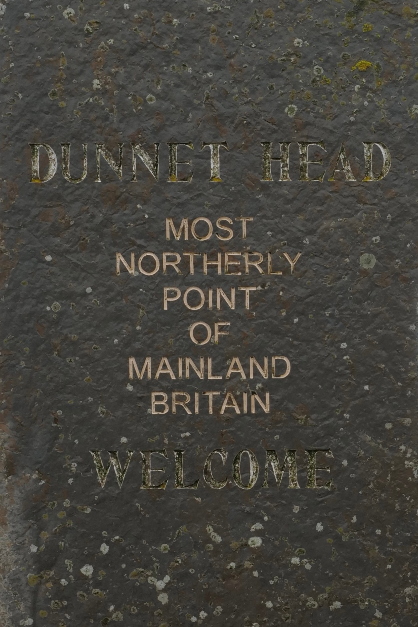 英国主体大陆最北端邓尼特角，好天气结束了。在伦敦租车时看起来是印巴裔的工作人员小