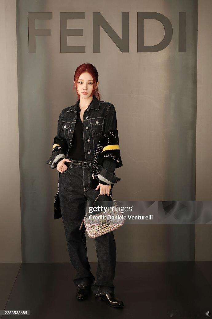Fendi米兰秀场G社生图：唐嫣、宋雨琦、方灿、许允真、腻腻，这次出图都很美！ 