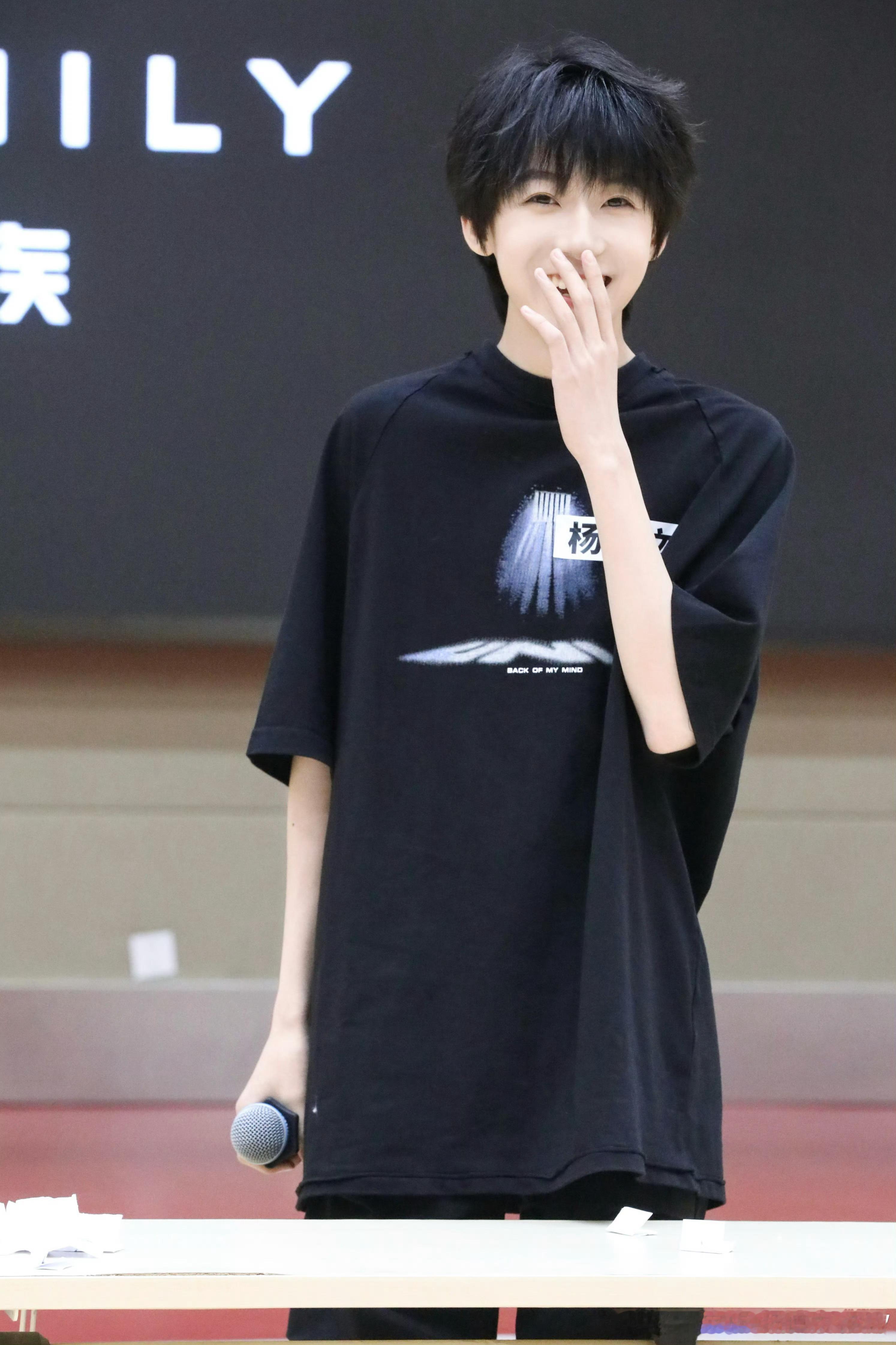 我的意思是…妈妈也是女人…
