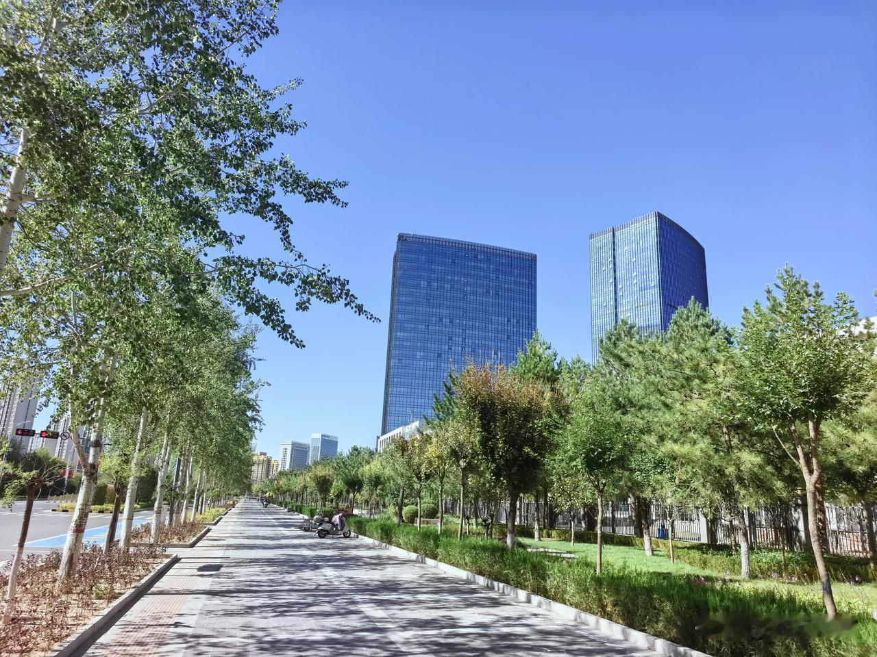 十一假期出游的朋友体验到西安、敦煌、北海、北京等热门景点的拥挤了吧！如果你们不喜