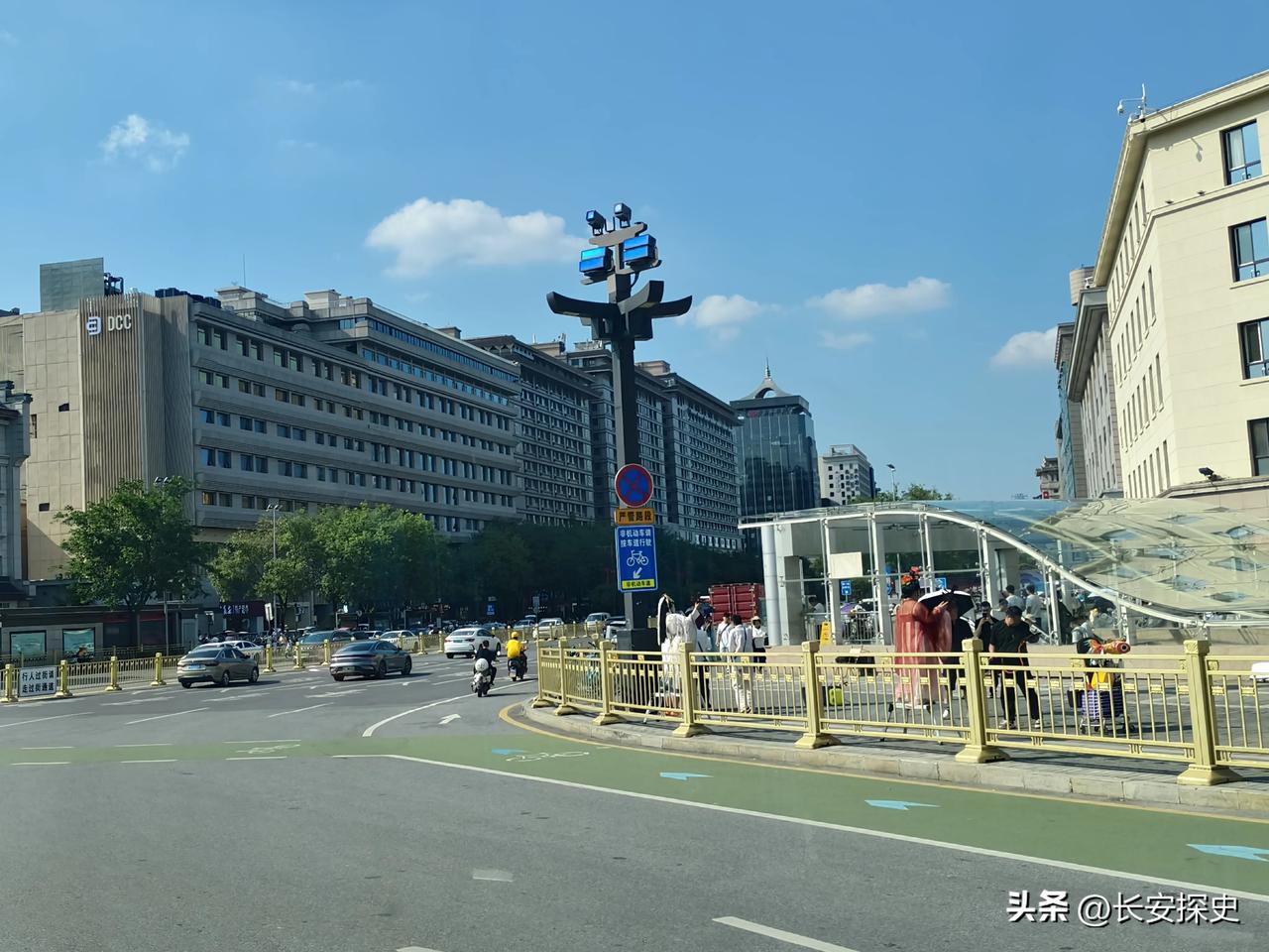 长安秋风如何“刮来”的?

在唐诗之都长安 唐代贾岛在《寄丘儒》里写“长安秋风高