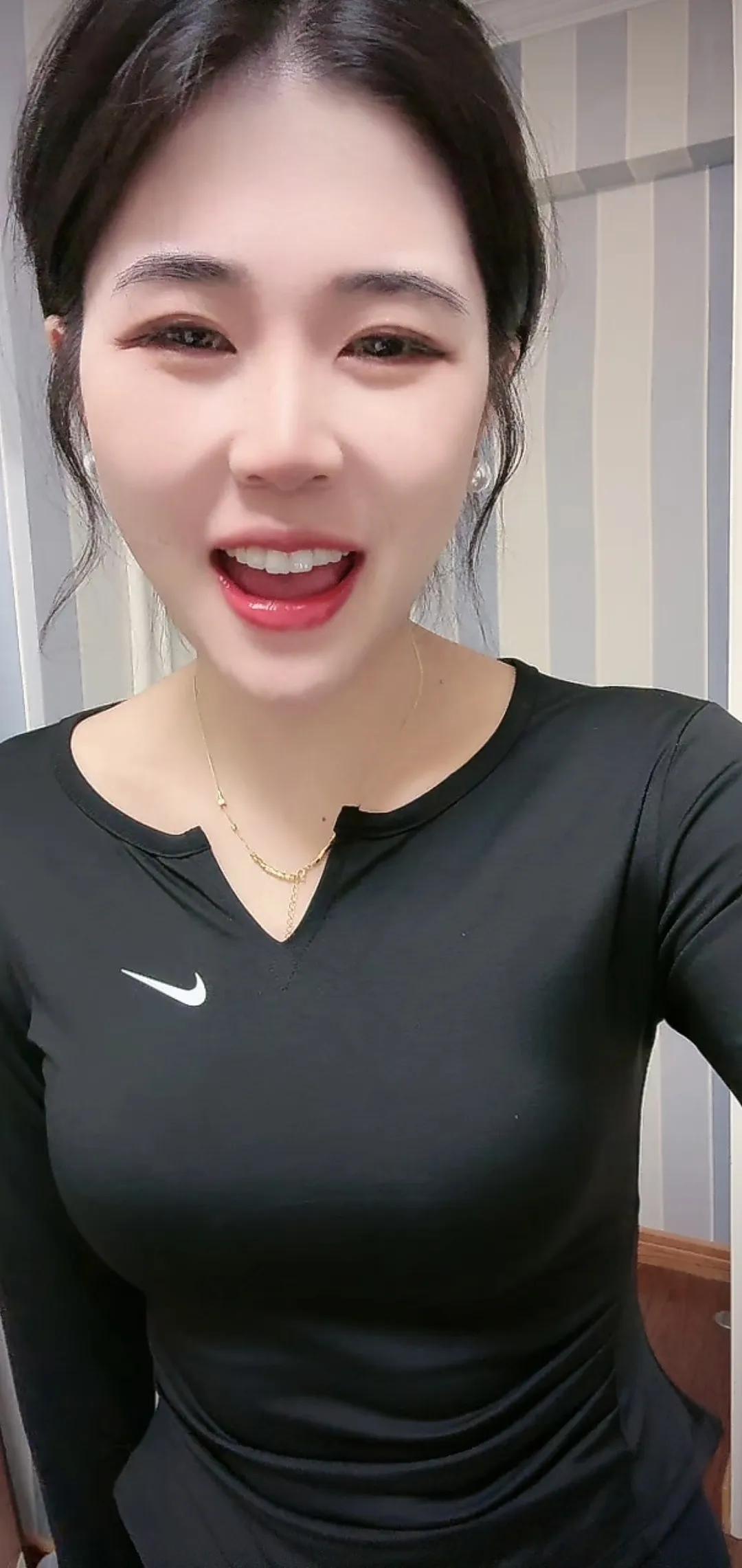 元气满满的一天，从运动开始！💪🏋️‍♀️
