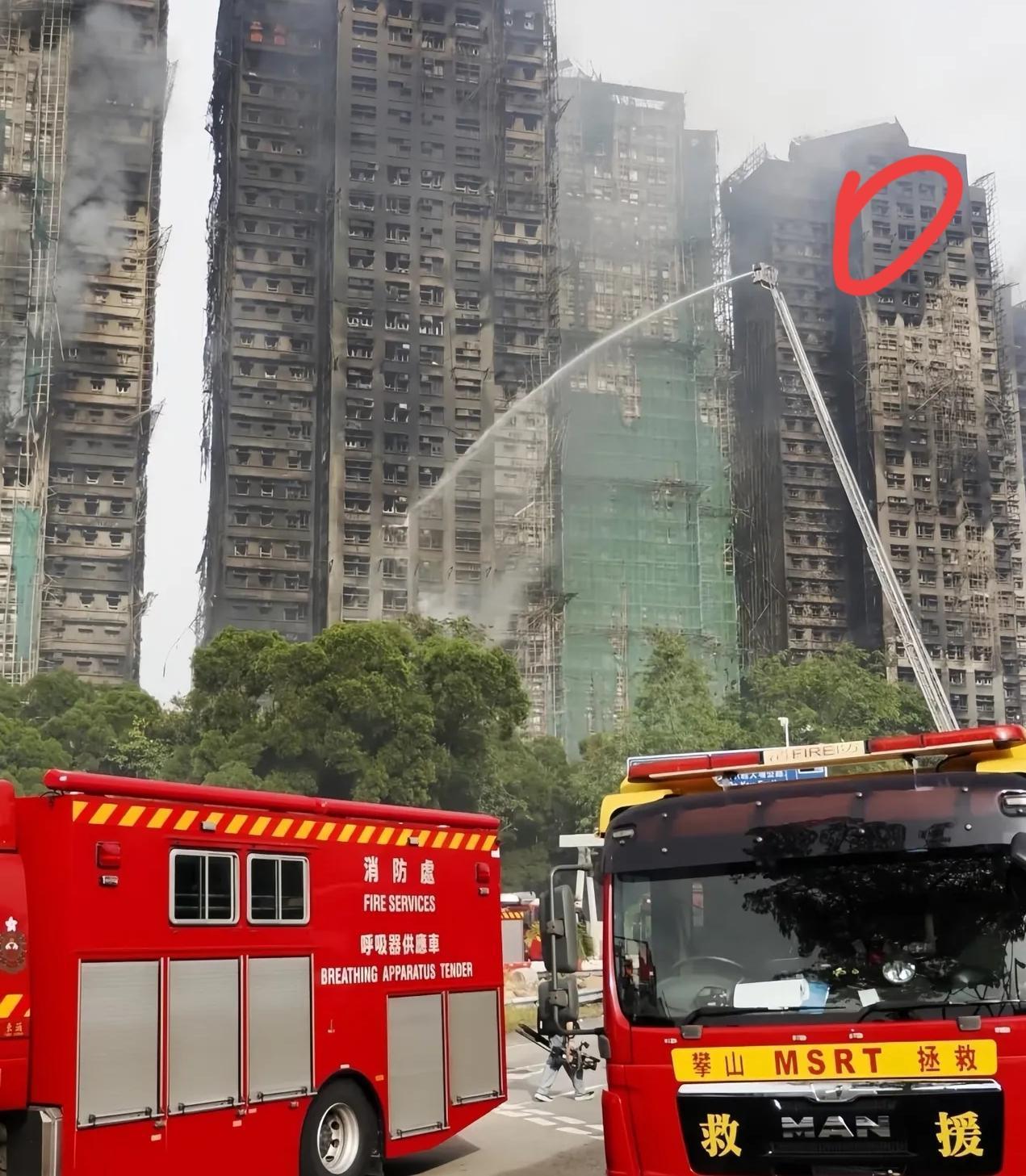 香港大埔火灾果然被猜中了，官方定性不是意外，竟是有预谋的违规操作！
 
调查实锤