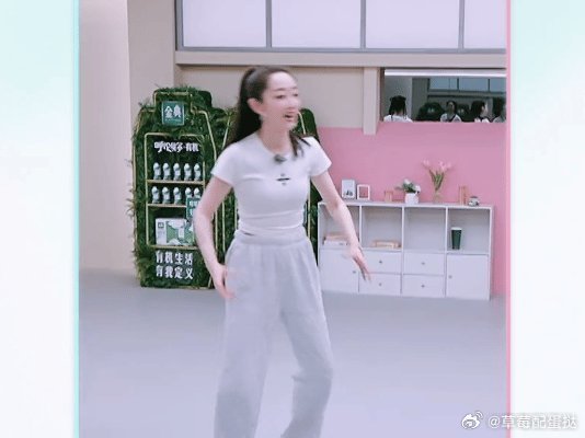 曹颖说蒋梦婕林黛玉倒拔垂杨柳乘风2025谁懂《乘风2025》蒋梦婕带来的反差！初