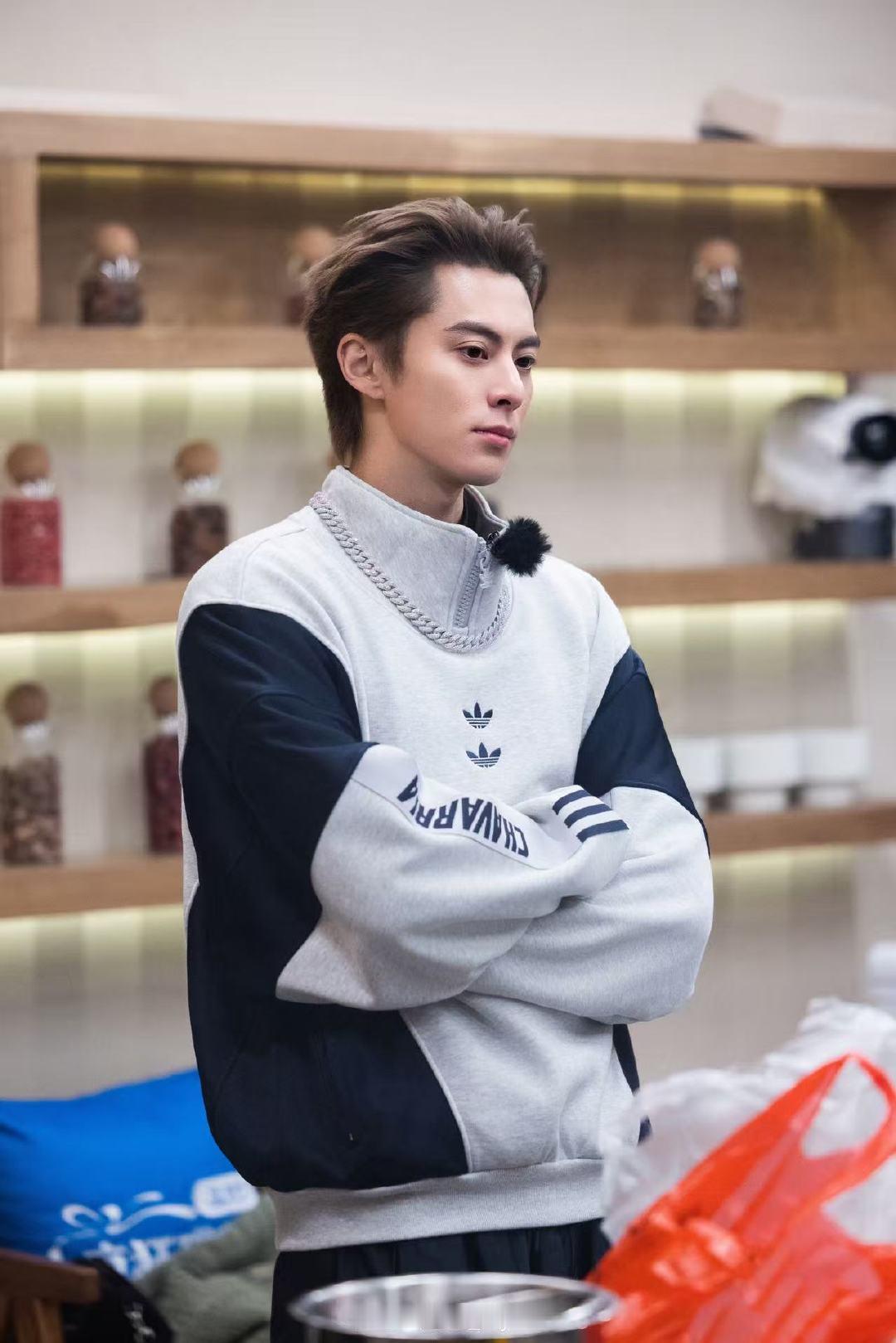 亲爱的客栈新年开工直播亲爱的客栈今晚 19:45，亲爱的客栈开工直播，和客栈团一