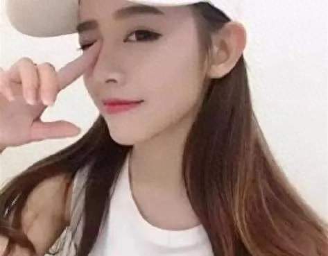 生理旺盛的女人有四个特征，哪怕老了也挡不住好气色
