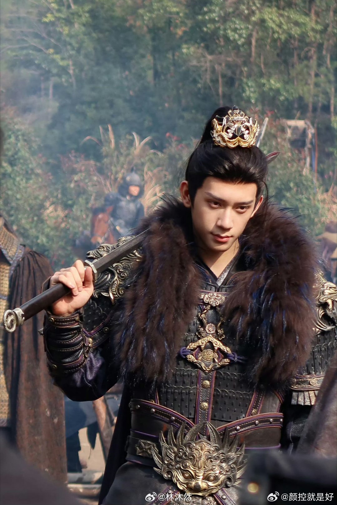 逐玉男配林沐然涨粉101万长得好看，年纪小，演技也不错，角色人设也挺好。有效播剧