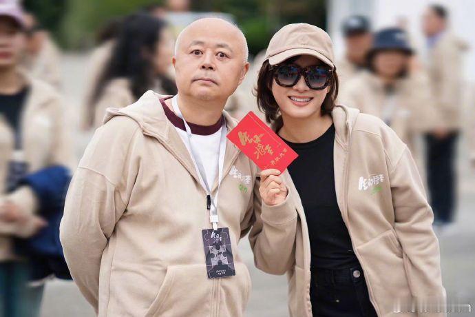 孙俪生日将至开机照 孙俪《生日将至》开机照来了~姐姐状态真的还是挺不错的呀，又能