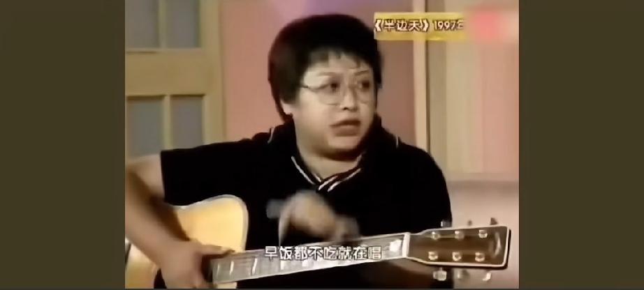 韩红年轻的时候唱歌唱到不吃饭，早八晚五

韩红问别人：你有这么努力吗？
经常唱歌