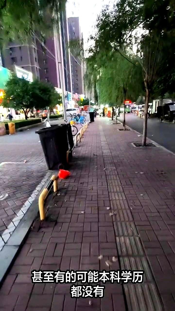 砸钱补课到高中突然失灵

妈妈王姐去年花二十万给高一儿子报一对一，期中排名反而掉