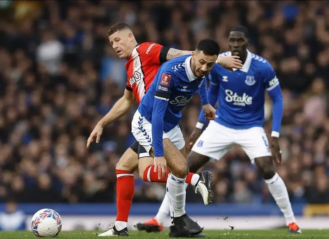 冰哥推球💥⚽更多精选方案在煮页置顶🔝赛事：英甲016场球队：卢顿VS威科姆方