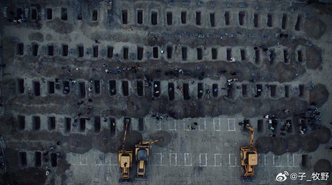 伊朗媒体发布了一张具有象征意义的照片165座坟墓，埋葬着在伊朗米纳布学校遇难的女