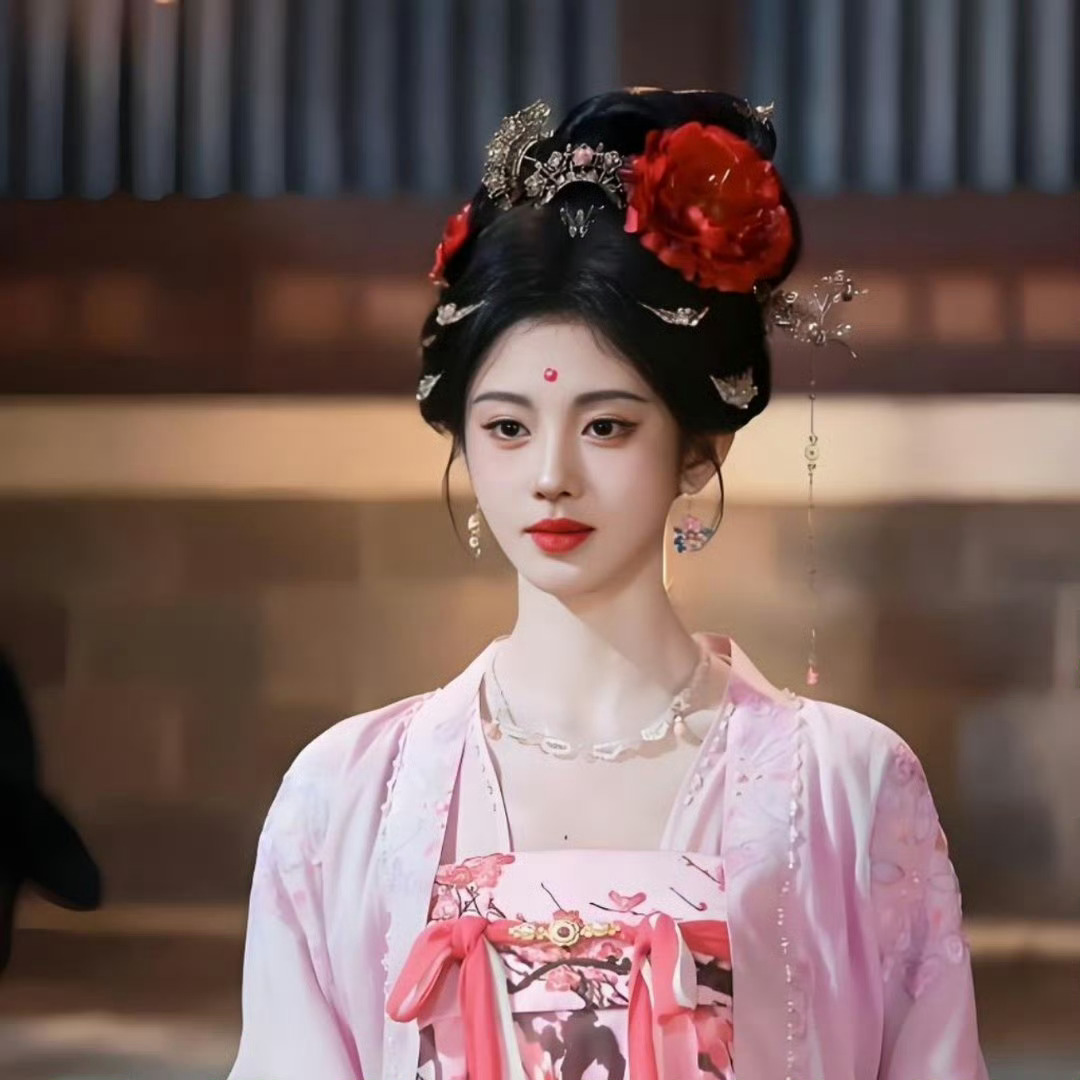其实我觉得《将门毒后》是一个好项目，大女主复仇超级带感，就像之前的《难哄》一样，