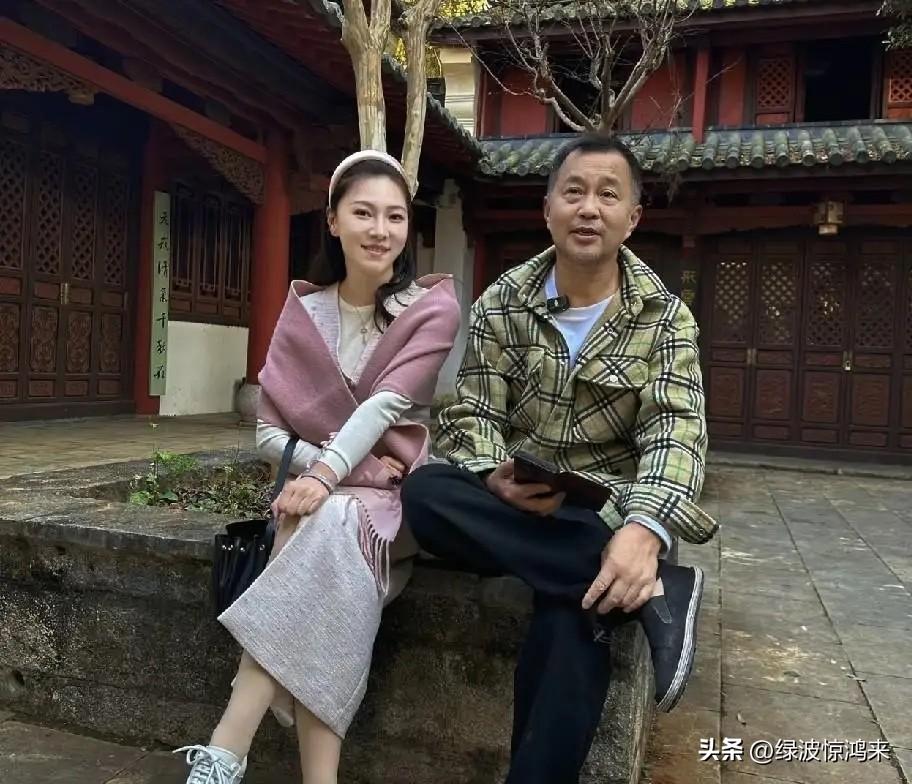 账号清空那天，网上少了一个传说，他多了一张书桌！

大师退场，比走红更像他本来的