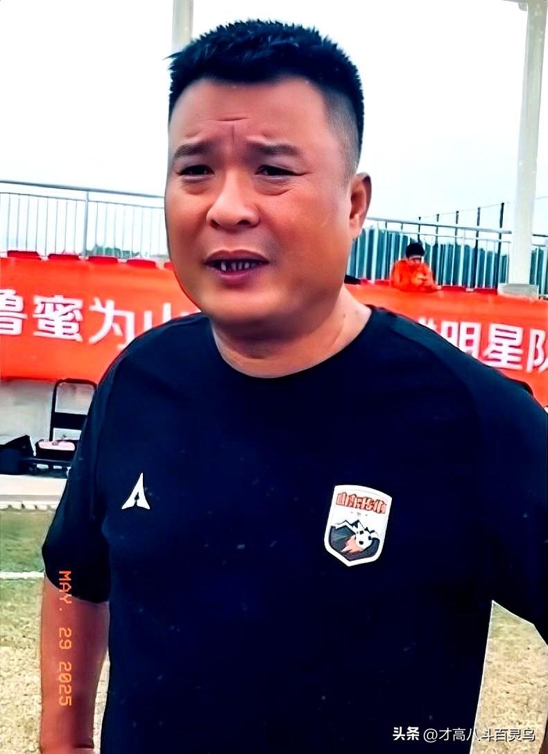 这个身材发福的男人你还记得么？

他曾是山东鲁能的希望之星，也曾是沈祥福麾下“超