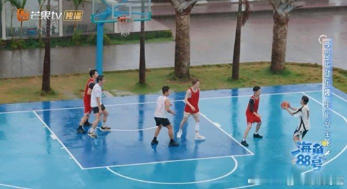 海角88号收官海角88号收官快乐！节目把娱乐和社会价值平衡得超好，既展现了海南本