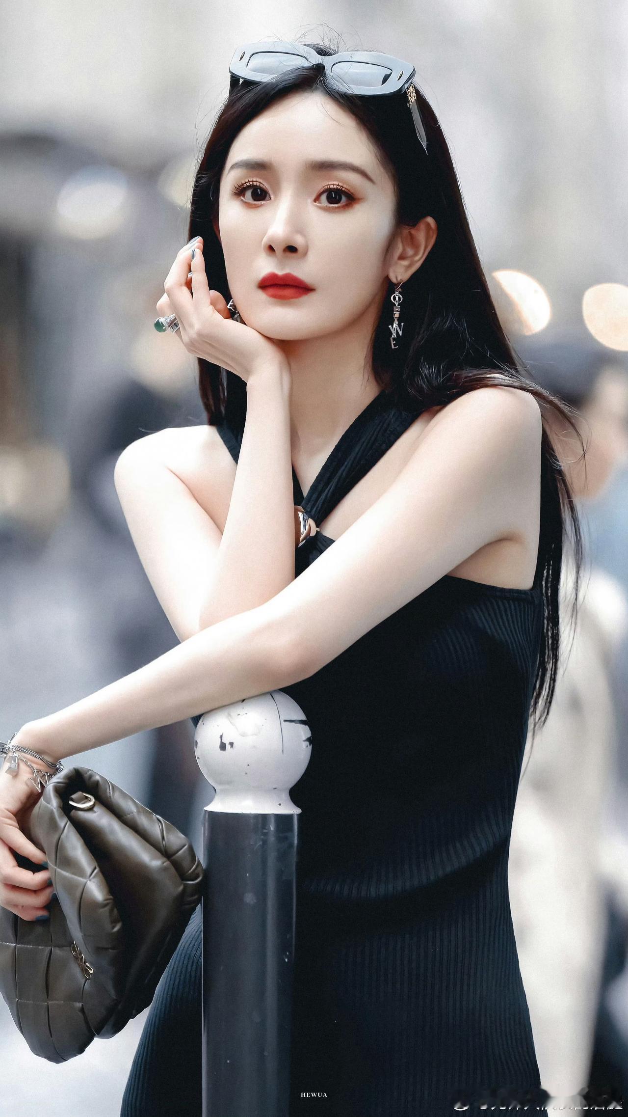 孤独的站台，孤独的美。