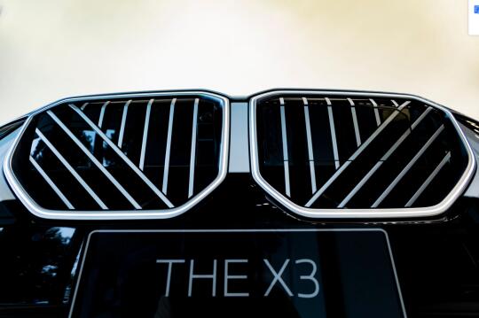全新宝马X3的格栅真的好帅