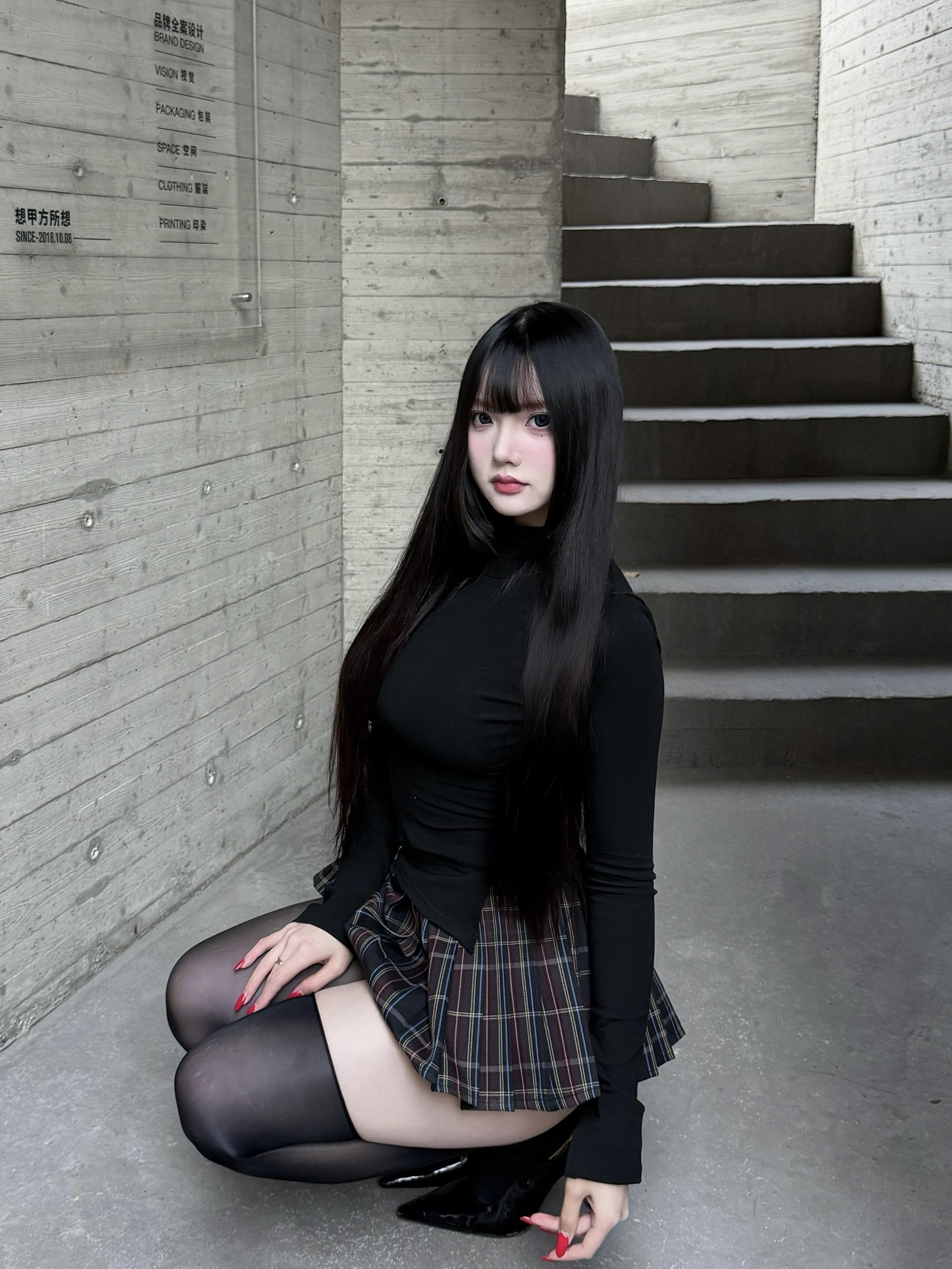 别装乖，我刷到你的推特了