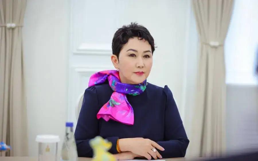 蒙古国继续大力推进第三邻国外交，可能还是舍不得日本的援助。据报道，王毅外长离开蒙