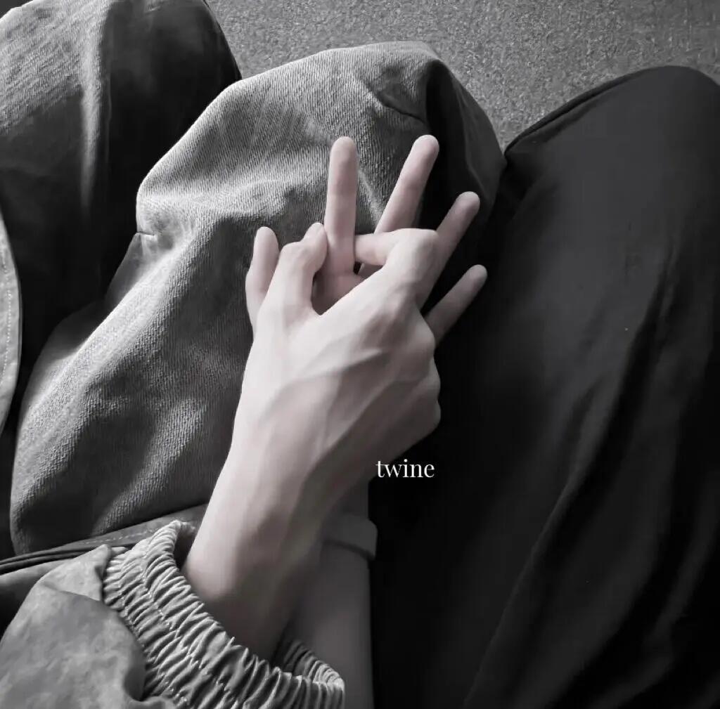 忧郁背景图˚‧🤍널 사랑해 내 눈물이 마를 때까지₊˚₊ 