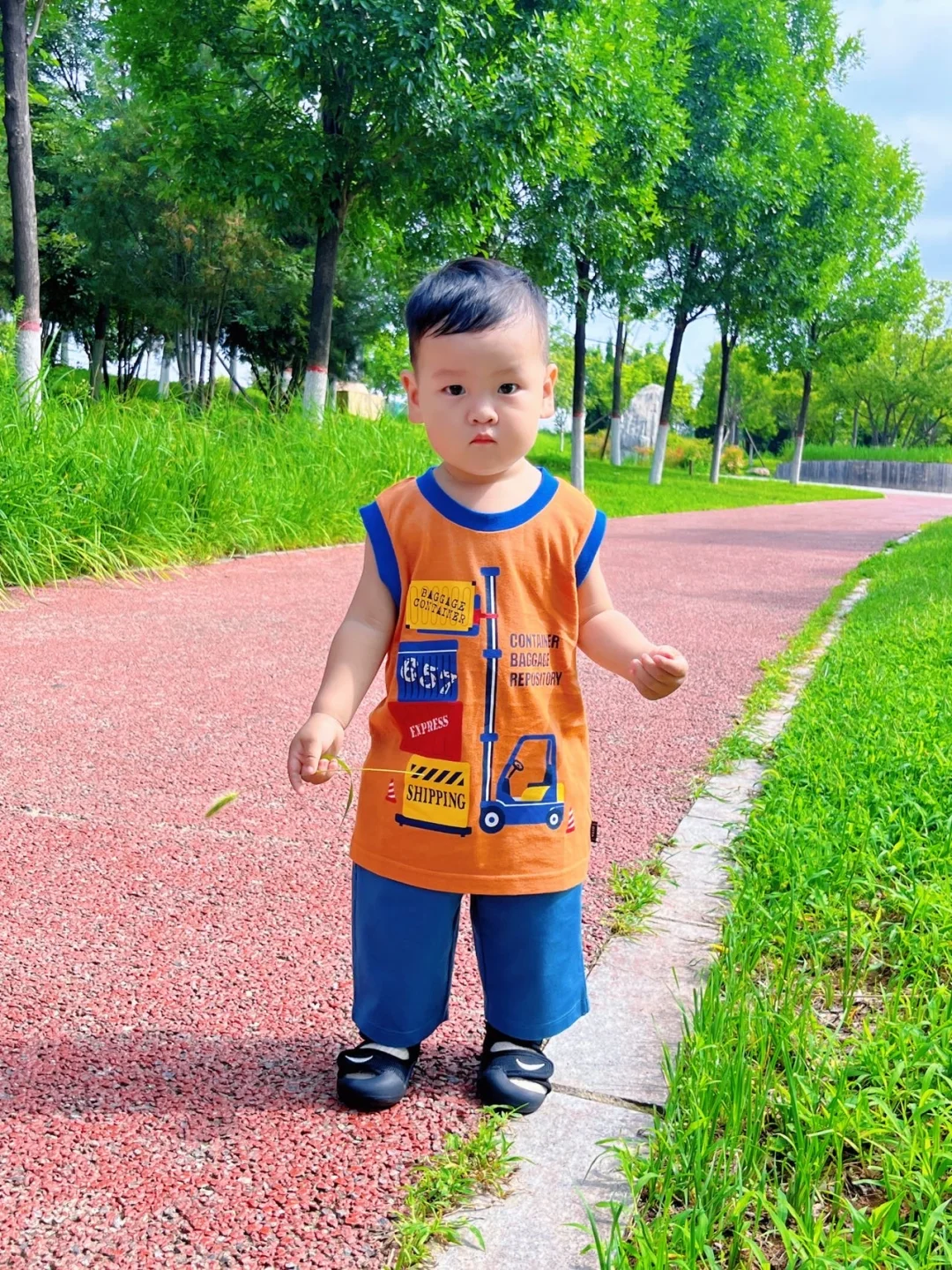 小男孩日常舒服穿搭