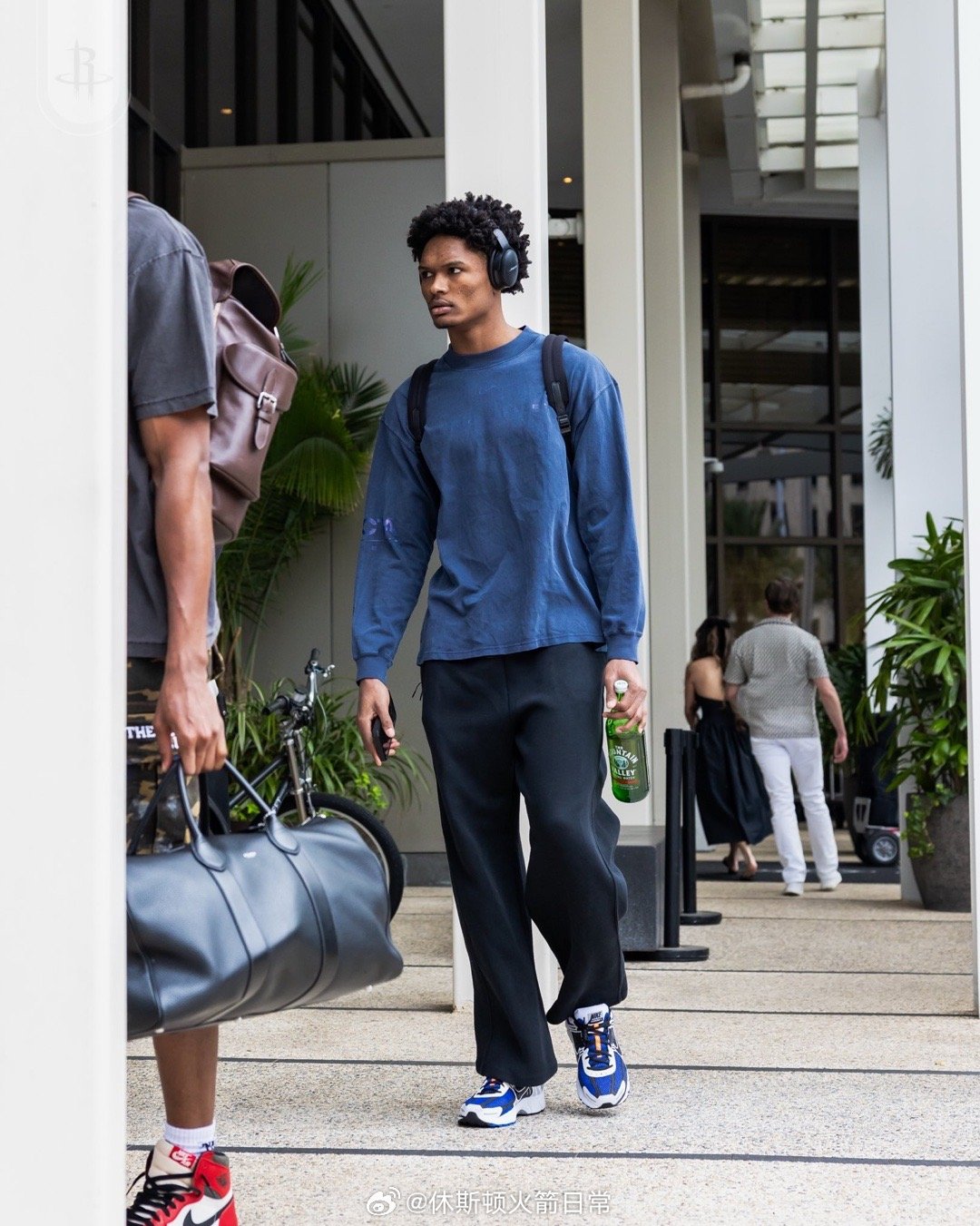 火箭球员今日份OOTD火箭vs鹈鹕休斯顿火箭NBA点赞成金