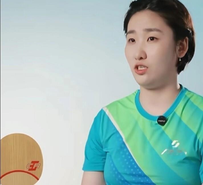 0比2落后，脖子和胸椎还动不了，陈熠硬是把华裔老将李恩惠打穿，让二追三晋级横滨冠