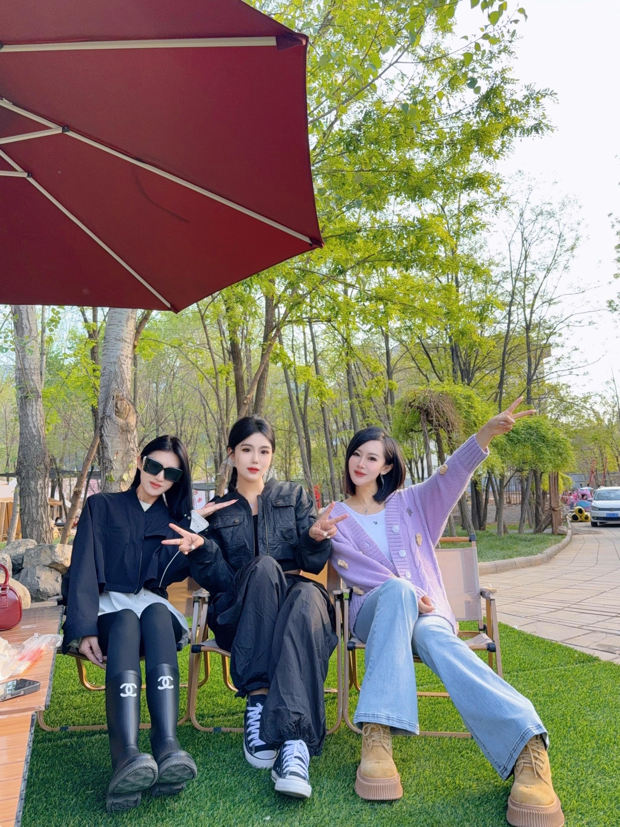 闺蜜露营，五一假期的快乐