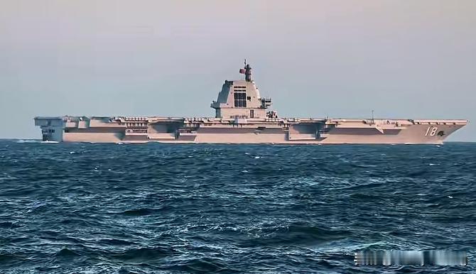 我们既非美国，也不同于俄罗斯。我们就是遥远的东方有一条龙，它的名字就叫～～～中国