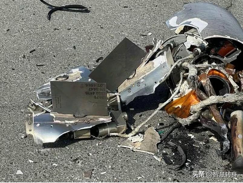 阿联酋遭遇伊朗大规模导弹和无人机袭击
洲哥讲时事 当地时间2026年3月1日夜间