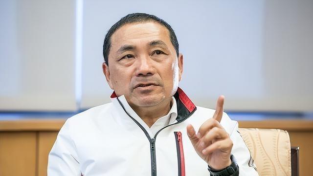 “先谈民意，再谈两岸！”这是侯友宜给郑丽文划分的红线，必须让她再做决定的时候，按