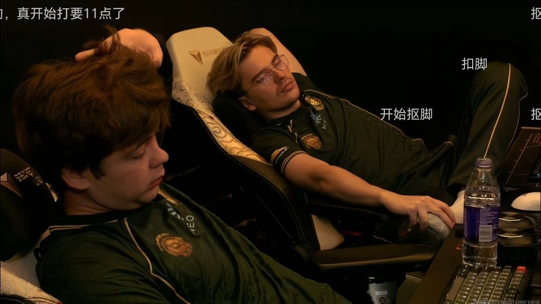 今年TI好低调啊，眼瞅着就day1了 看到普森穿LGD队服，还是觉得画风好奇怪法