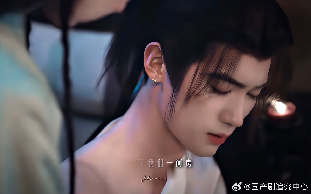 周翊然暗爽哥稳定发力周翊然把谢燕来的纯情暗恋演得细腻动人，和女主拉扯后独处回味，