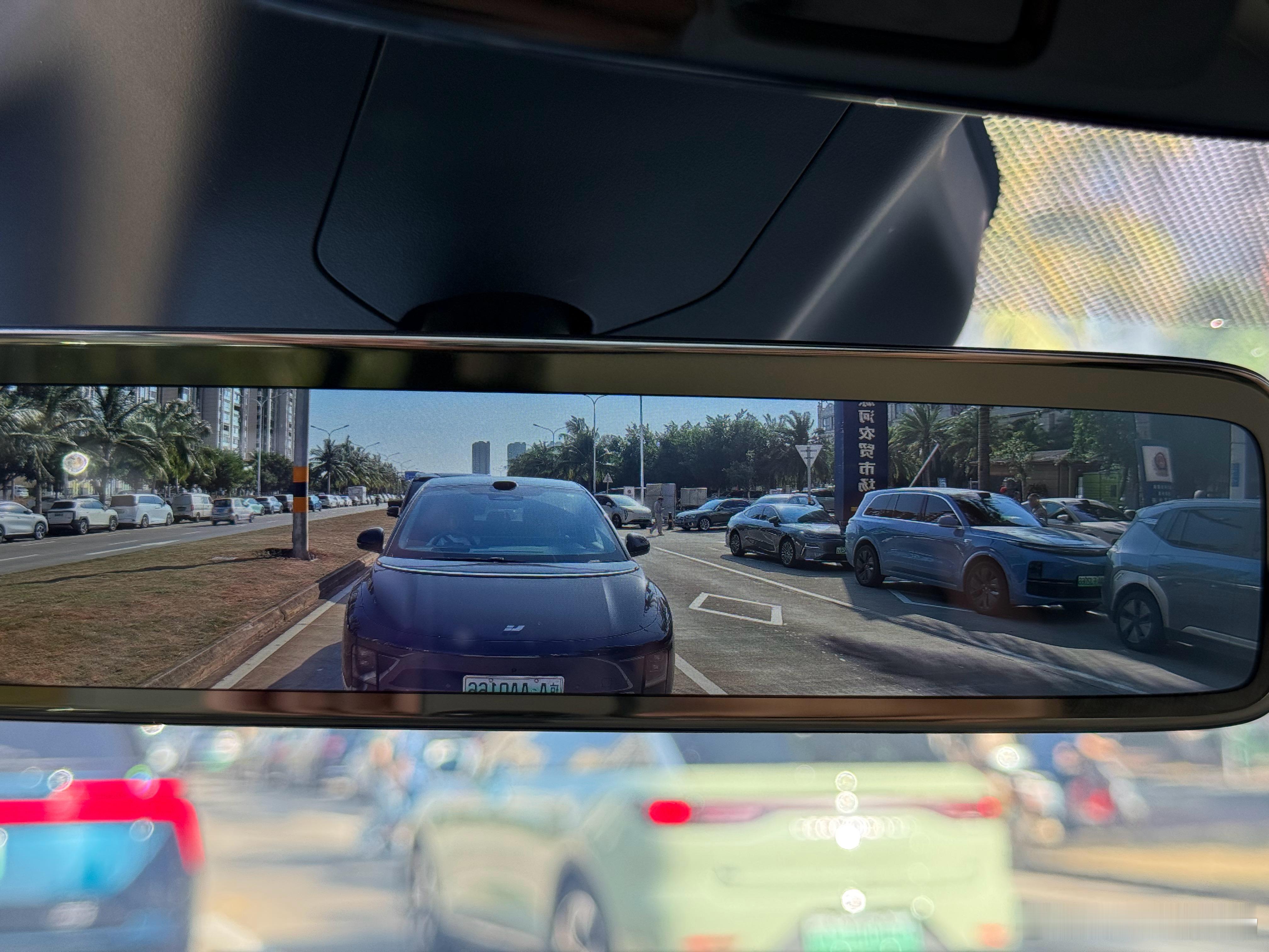 海口的i8和i6还是很多的！理想的交付还要努力！ 海口